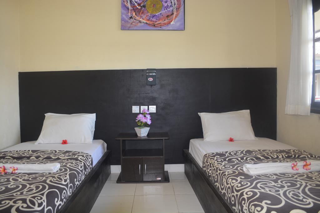 Beneyasa Beach Inn I Kuta Lombok Extérieur photo