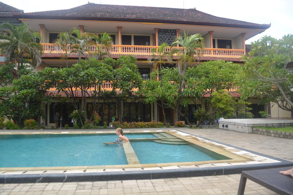 Beneyasa Beach Inn I Kuta Lombok Extérieur photo