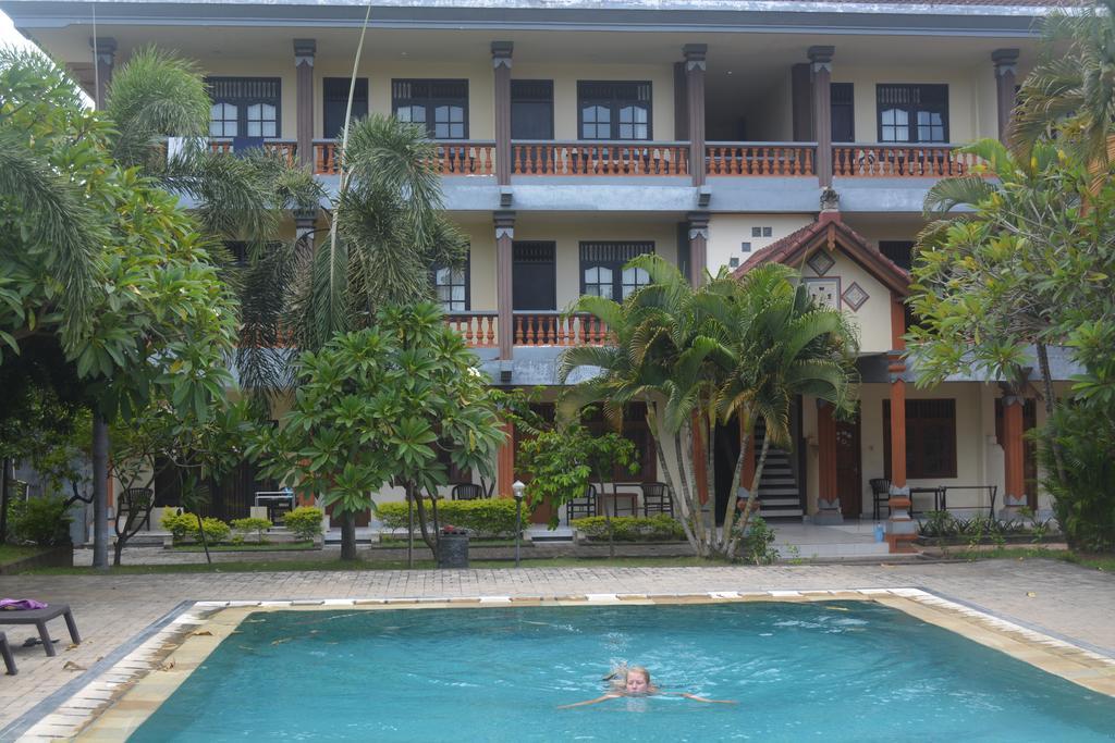Beneyasa Beach Inn I Kuta Lombok Extérieur photo