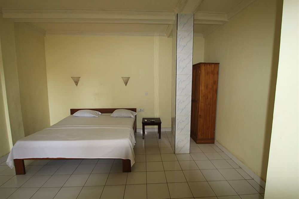 Beneyasa Beach Inn I Kuta Lombok Extérieur photo