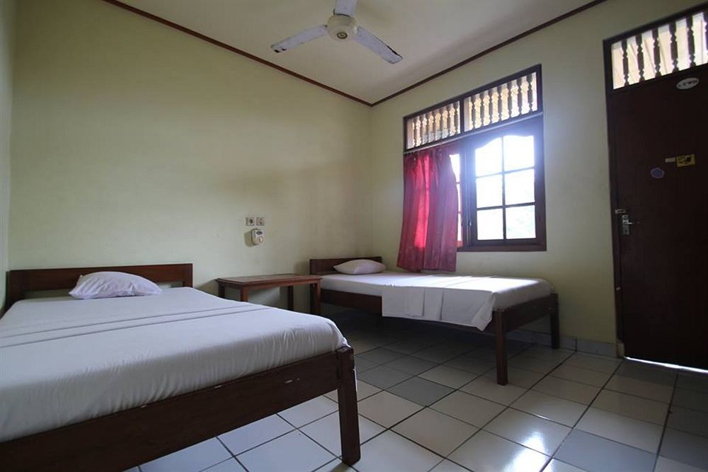 Beneyasa Beach Inn I Kuta Lombok Extérieur photo