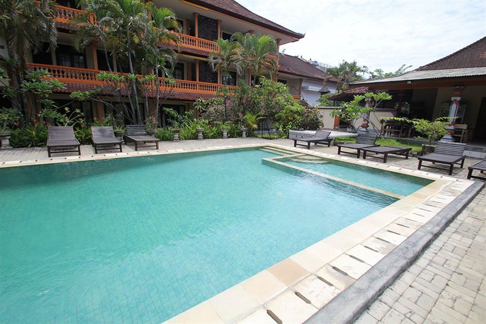 Beneyasa Beach Inn I Kuta Lombok Extérieur photo