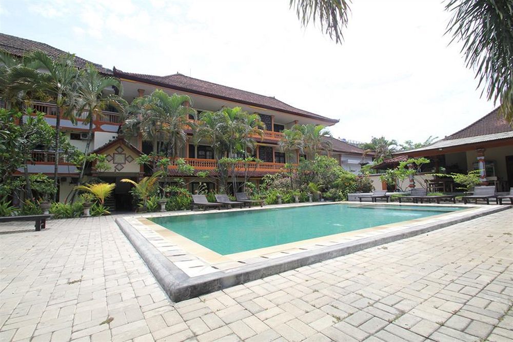 Beneyasa Beach Inn I Kuta Lombok Extérieur photo