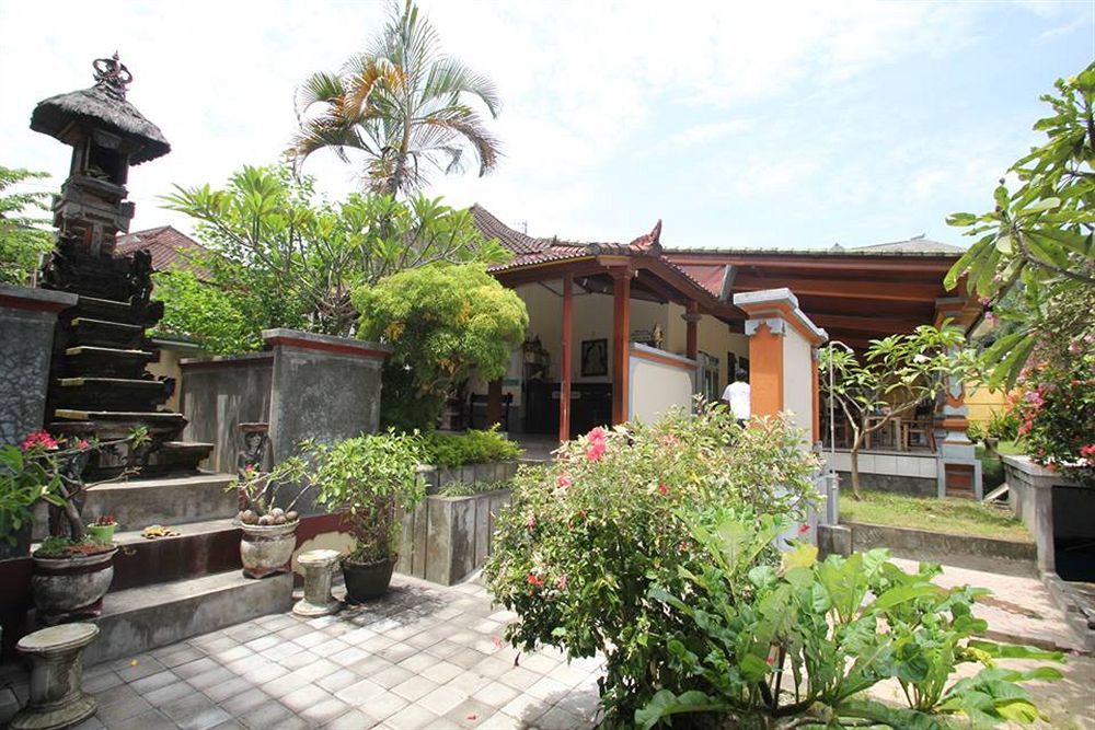 Beneyasa Beach Inn I Kuta Lombok Extérieur photo